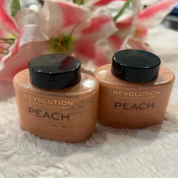 Revolution Peach Tone Baking Powder Duo - Picture 4 of 4